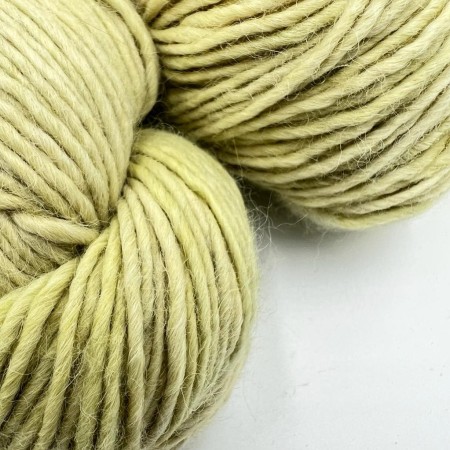 Laines DK Teinture végétale - Quechua Alpaga | Une Maille à la Fois