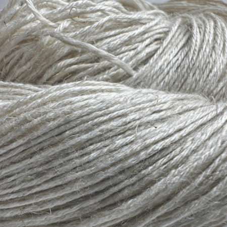 Lucy Loop, fingering wool single ply - Une Maille à la Fois