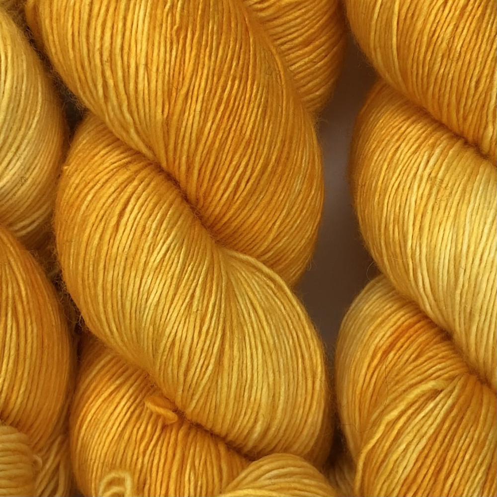 Lucy Loop, fingering wool single ply - Une Maille à la Fois