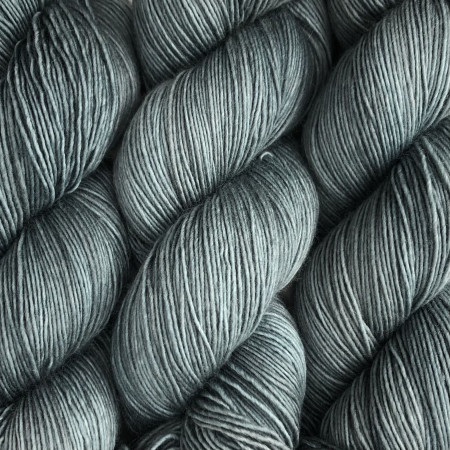 Lucy Loop, fingering wool single ply - Une Maille à la Fois