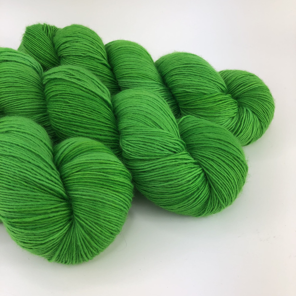 Lucy Loop, fingering wool single ply - Une Maille à la Fois