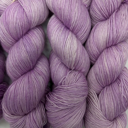 Lucy Loop, fingering wool single ply - Une Maille à la Fois