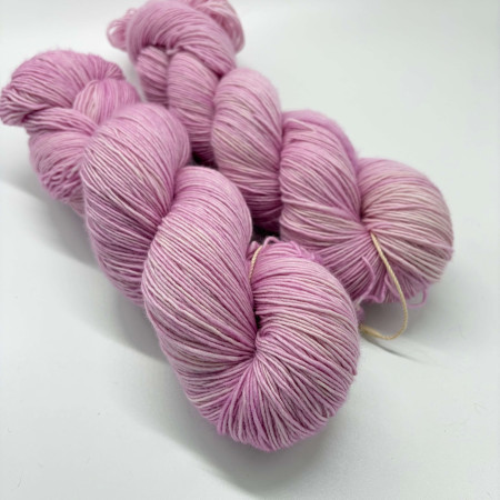 Lucy Loop – Laine Fingering Douce et Superwash | Umàlf