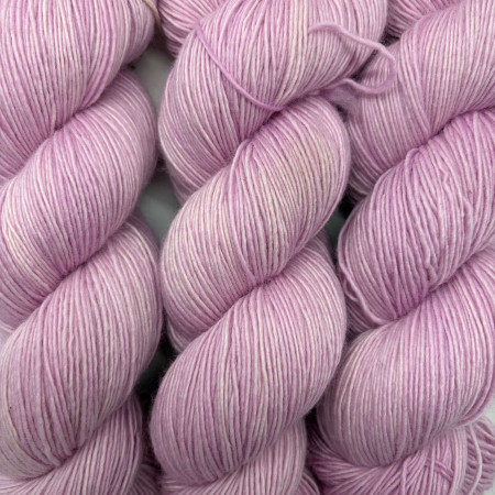 Lucy Loop – Laine Fingering Douce et Superwash | Umàlf