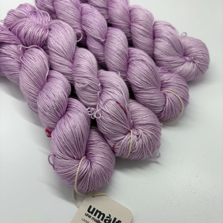 Laine fingering Pure Soie - Une Maille à la Fois
