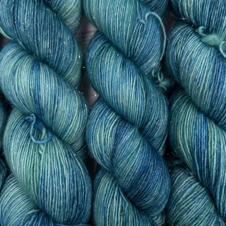 Lucy Loop, fingering wool single ply - Une Maille à la Fois