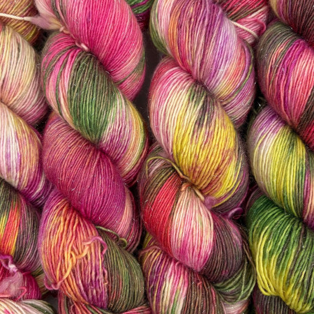 Lucy Loop, fingering wool single ply - Une Maille à la Fois