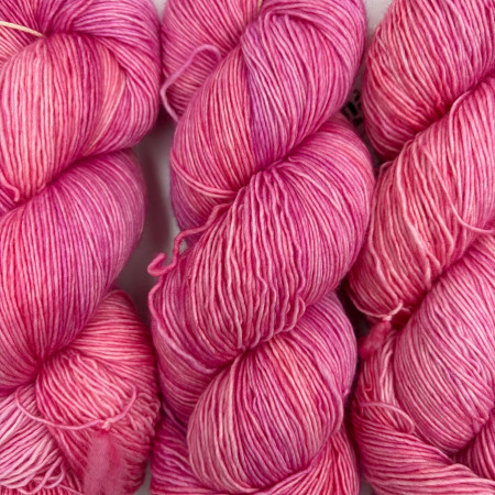 Lucy Loop – Laine Fingering Douce et Superwash | Umàlf