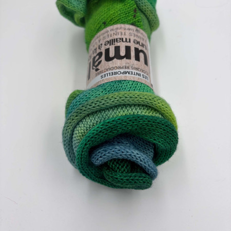 Aquarelle Laine  à chaussette teinte à la main en dégradé Une Maille à la Fois