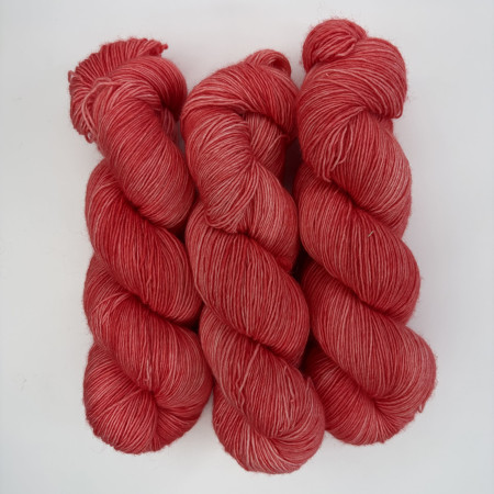 Lucy Loop, fingering wool single ply - Une Maille à la Fois