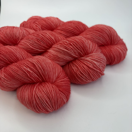 Lucy Loop, fingering wool single ply - Une Maille à la Fois