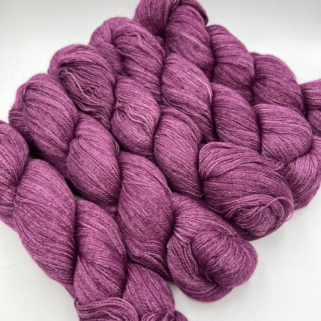 Lace, fil dentelle par excellence, 100% pur baby alpaga bio et équitable