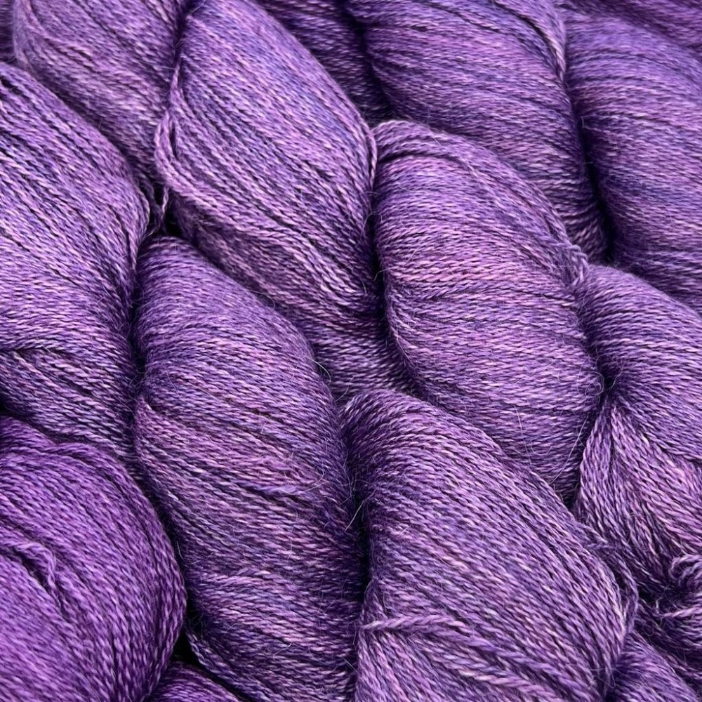 Lace, fil dentelle par excellence, 100% pur baby alpaga bio et équitable