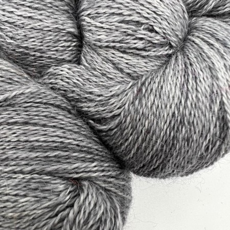 Lace, fil dentelle par excellence, 100% pur baby alpaga bio et équitable