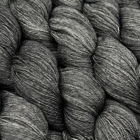 Lace, fil dentelle par excellence, 100% pur baby alpaga bio et équitable