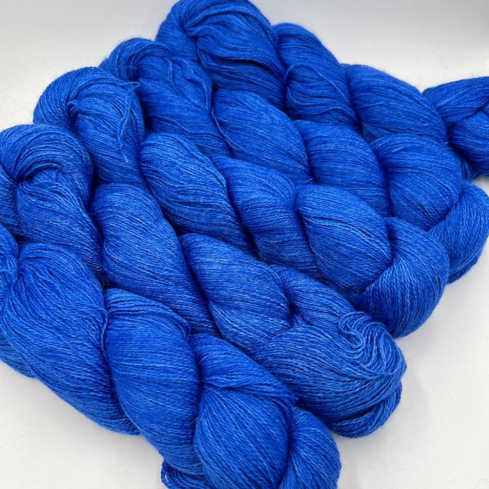 Lace, fil dentelle par excellence, 100% pur baby alpaga bio et équitable