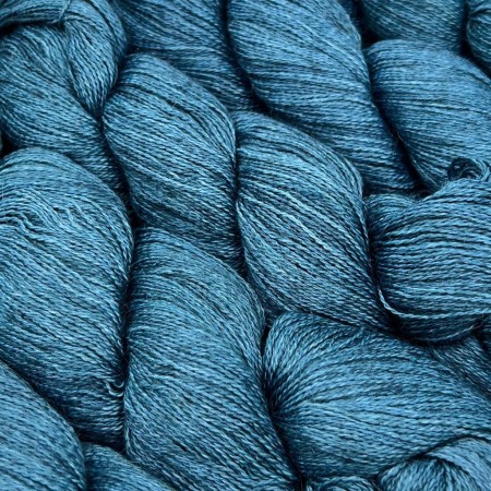 Lace, fil dentelle par excellence, 100% pur baby alpaga bio et équitable