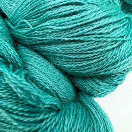 Lace, fil dentelle par excellence, 100% pur baby alpaga bio et équitable