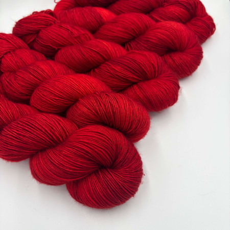 Lucy Loop – Laine Fingering Douce et Superwash | Umàlf
