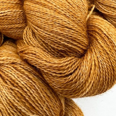 Lace, fil dentelle par excellence, 100% pur baby alpaga bio et équitable