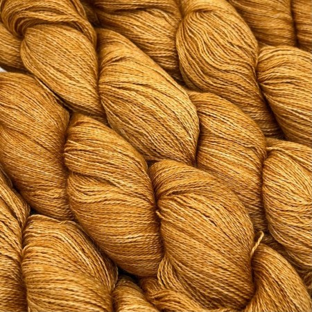 Lace, fil dentelle par excellence, 100% pur baby alpaga bio et équitable