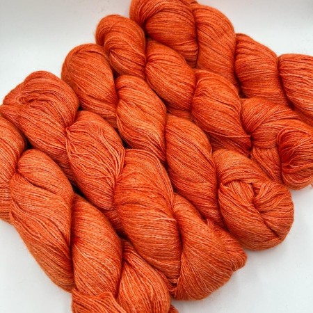 Lace, fil dentelle par excellence, 100% pur baby alpaga bio et équitable