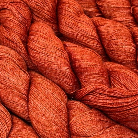 Lace, fil dentelle par excellence, 100% pur baby alpaga bio et équitable