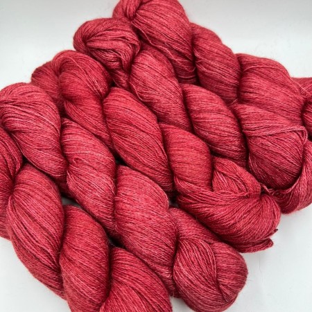 Lace, fil dentelle par excellence, 100% pur baby alpaga bio et équitable